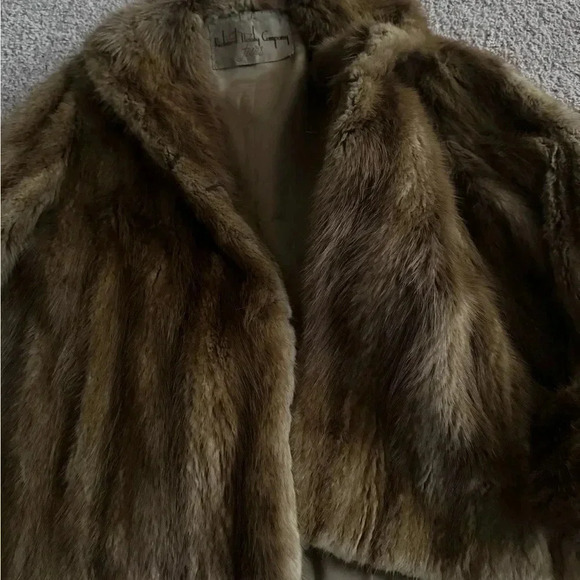 Vintage 1950s Richard Healy Company Genuine Fur Coat/Jacket - Picture 8 of 12
